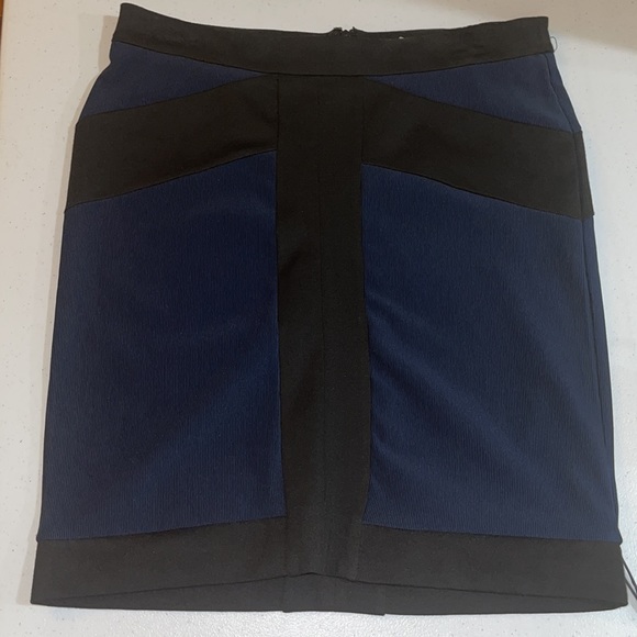 BCBG Generation Black Blue Bodycon Pencil Skirt 10 - Picture 5 of 12